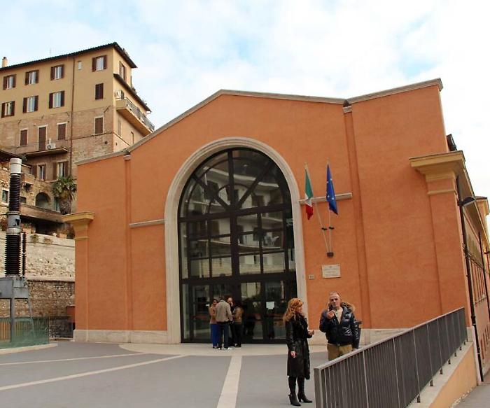 Suicidio dello studente perugino, giudizio immediato per il 18enne romano